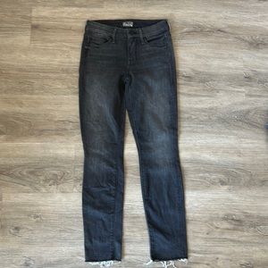 Mother Denim - Looker Ankle Fray Skinny